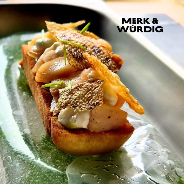 merk & würdig